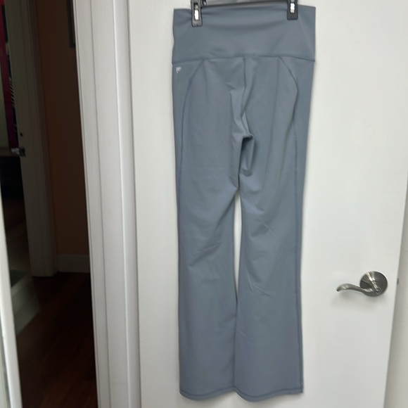 Fabletics PureLuxe High-Waisted Flare Leggings, Raincloud, Sz. M, EUC - Picture 6 of 13